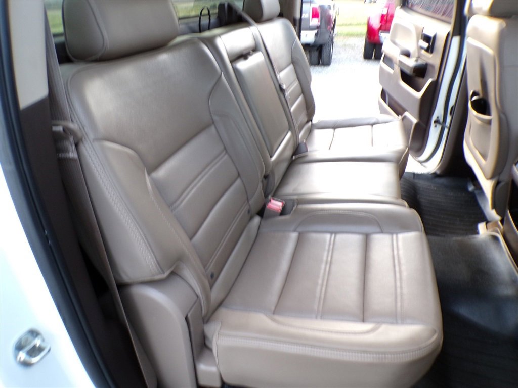 Used 2015 GMC Sierra 3500 Denali w/ Duramax Plus Package image 6