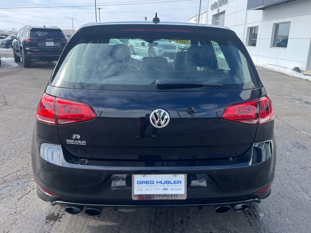 Used 2017 Volkswagen Golf R 4-Door image 4