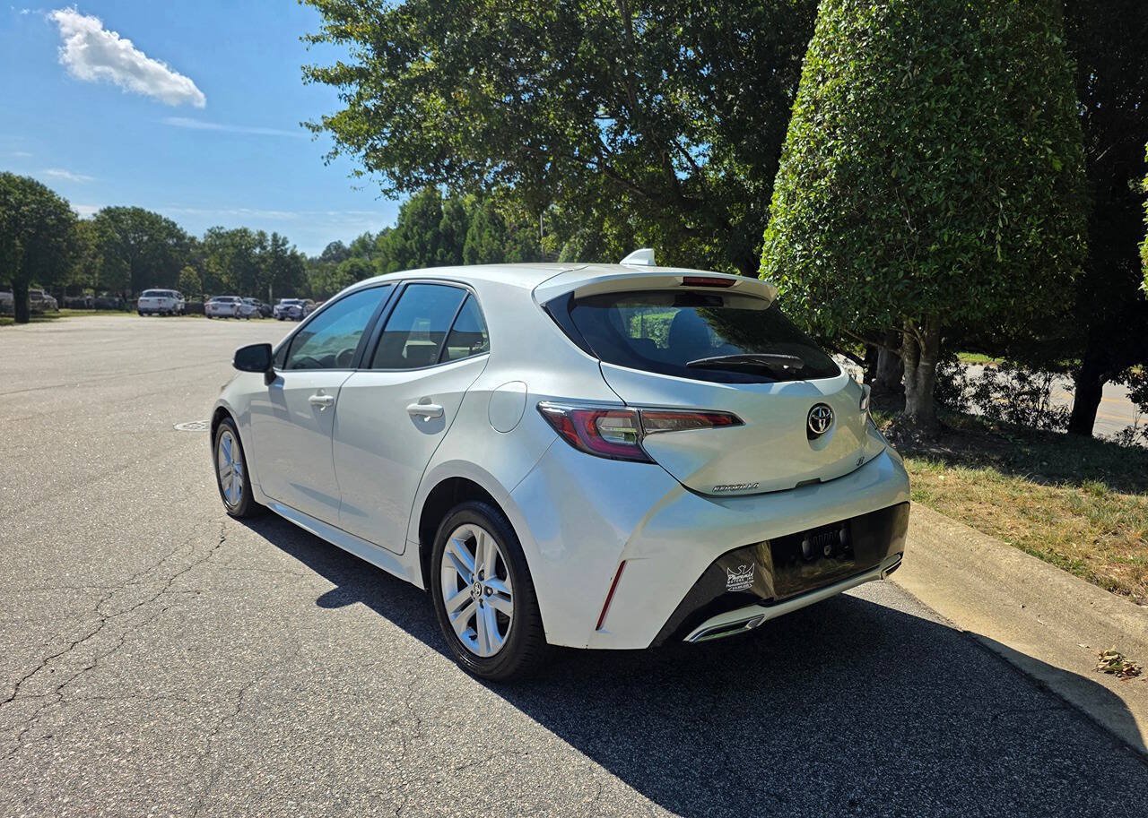 Used 2019 Toyota Corolla SE w/ SE Option Package FWD image 3
