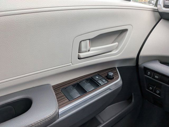 Certified 2022 Toyota Sienna LE AWD/4WD image 26