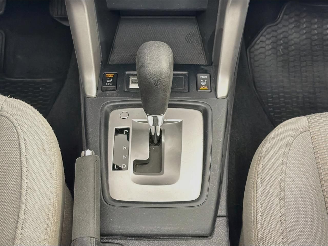 Used 2018 Subaru Forester 2.5i Premium AWD/4WD image 17