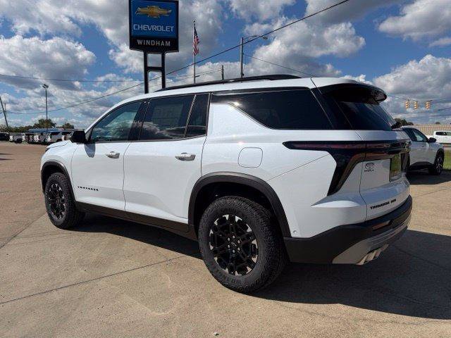 New 2027 Chevrolet Traverse Z71 w/ Enhanced Driving Package AWD/4WD image 4
