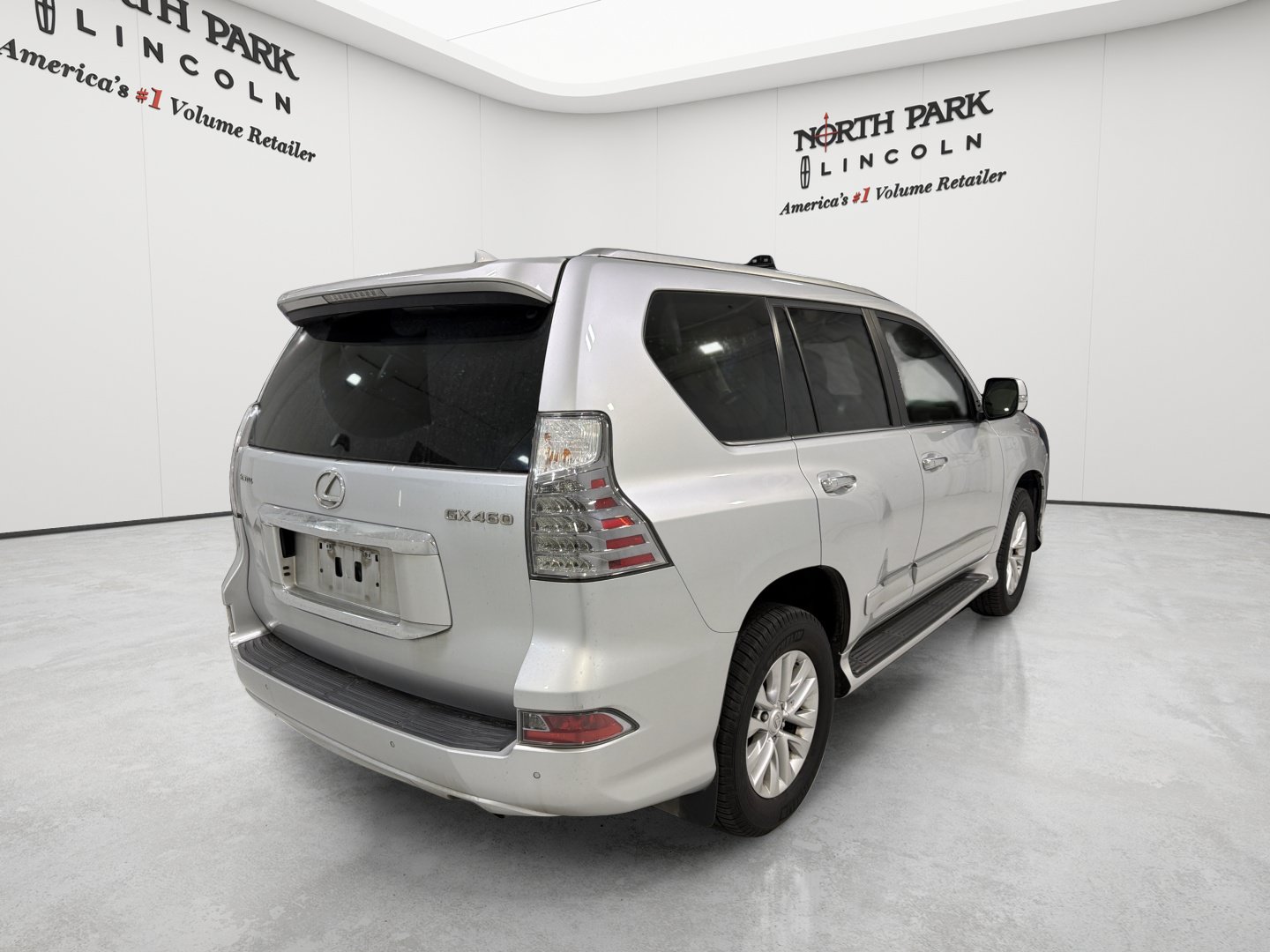 Used 2017 Lexus GX 460 Premium w/ Premium Package AWD/4WD image 5