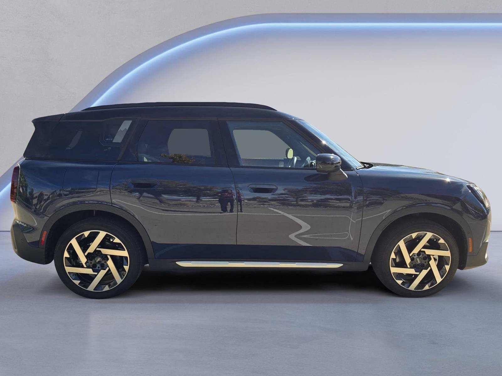 Used 2025 MINI Cooper Countryman S w/ Comfort Package Max AWD/4WD image 7