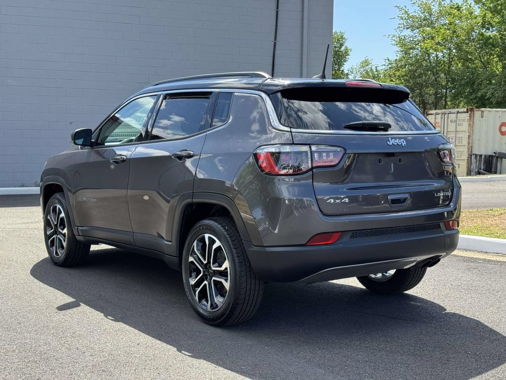 Used 2022 Jeep Compass Limited AWD/4WD image 22