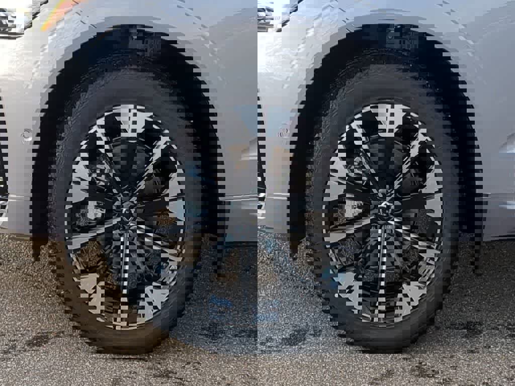 New 2026 Volvo XC60 B5 Plus w/ Protection Package Premier image 13