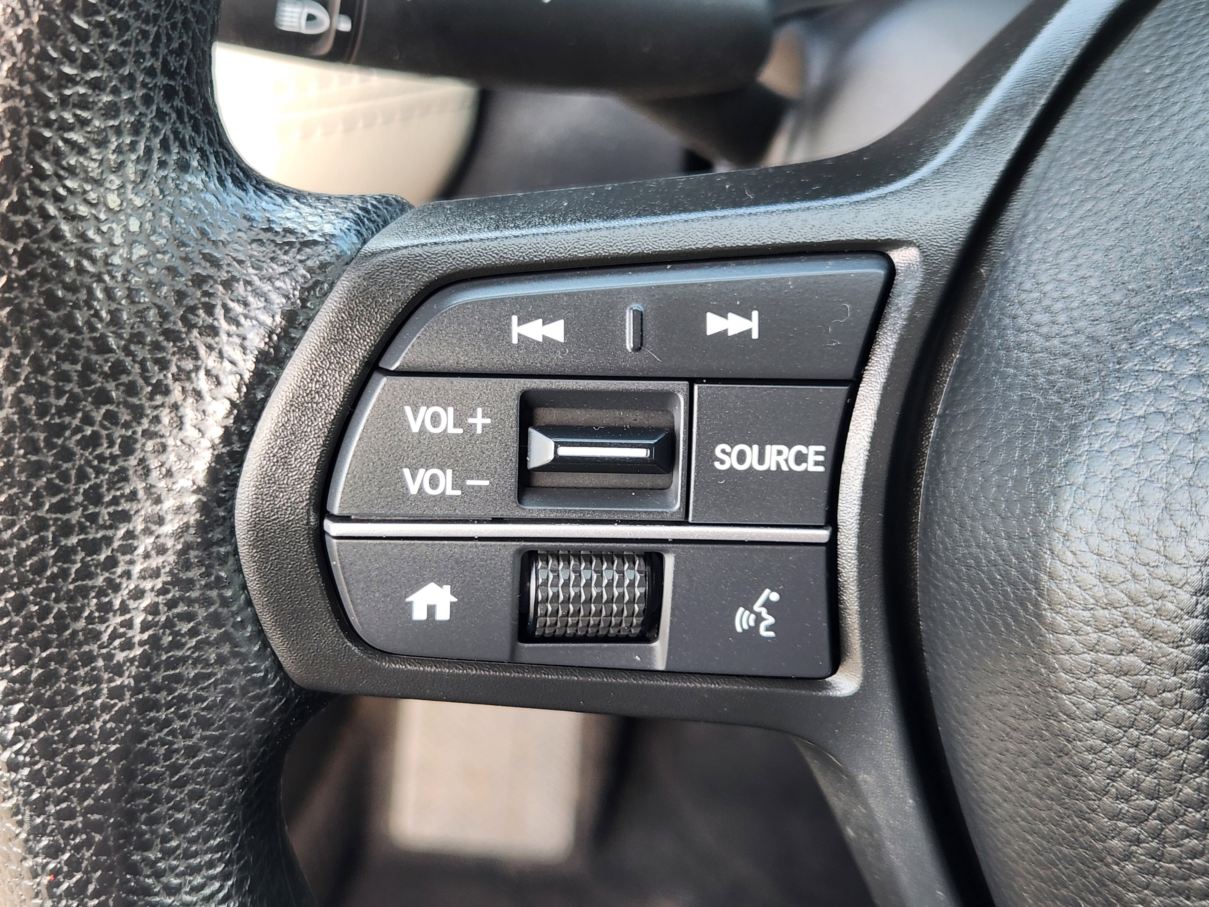 Certified 2023 Honda HR-V LX image 22