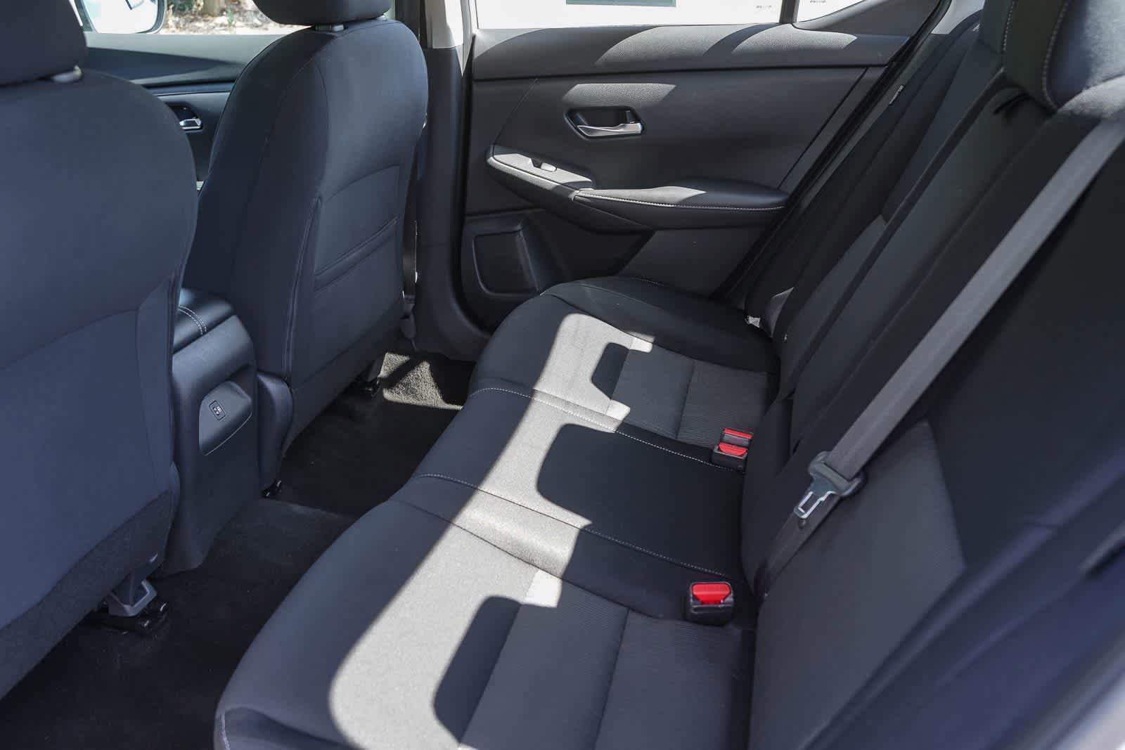 Used 2021 Nissan Sentra SV FWD image 17