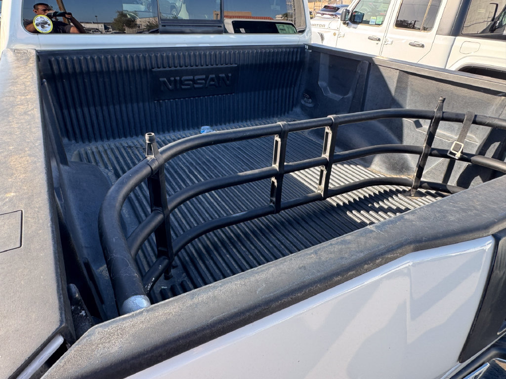 Used 2004 Nissan Titan SE AWD/4WD image 20