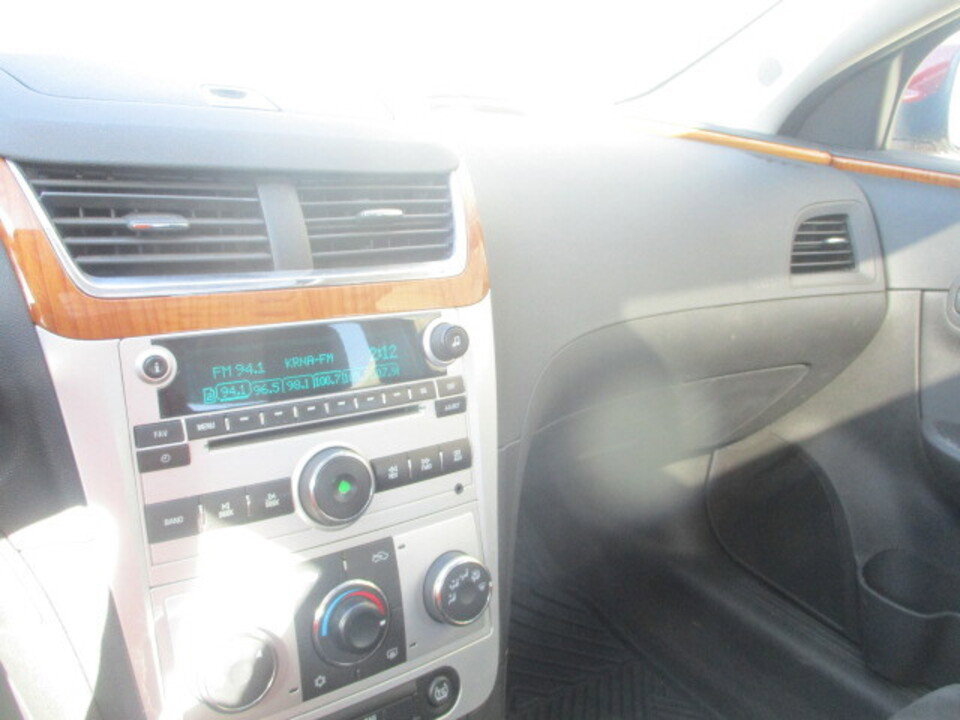 Used 2010 Chevrolet Malibu LT image 42
