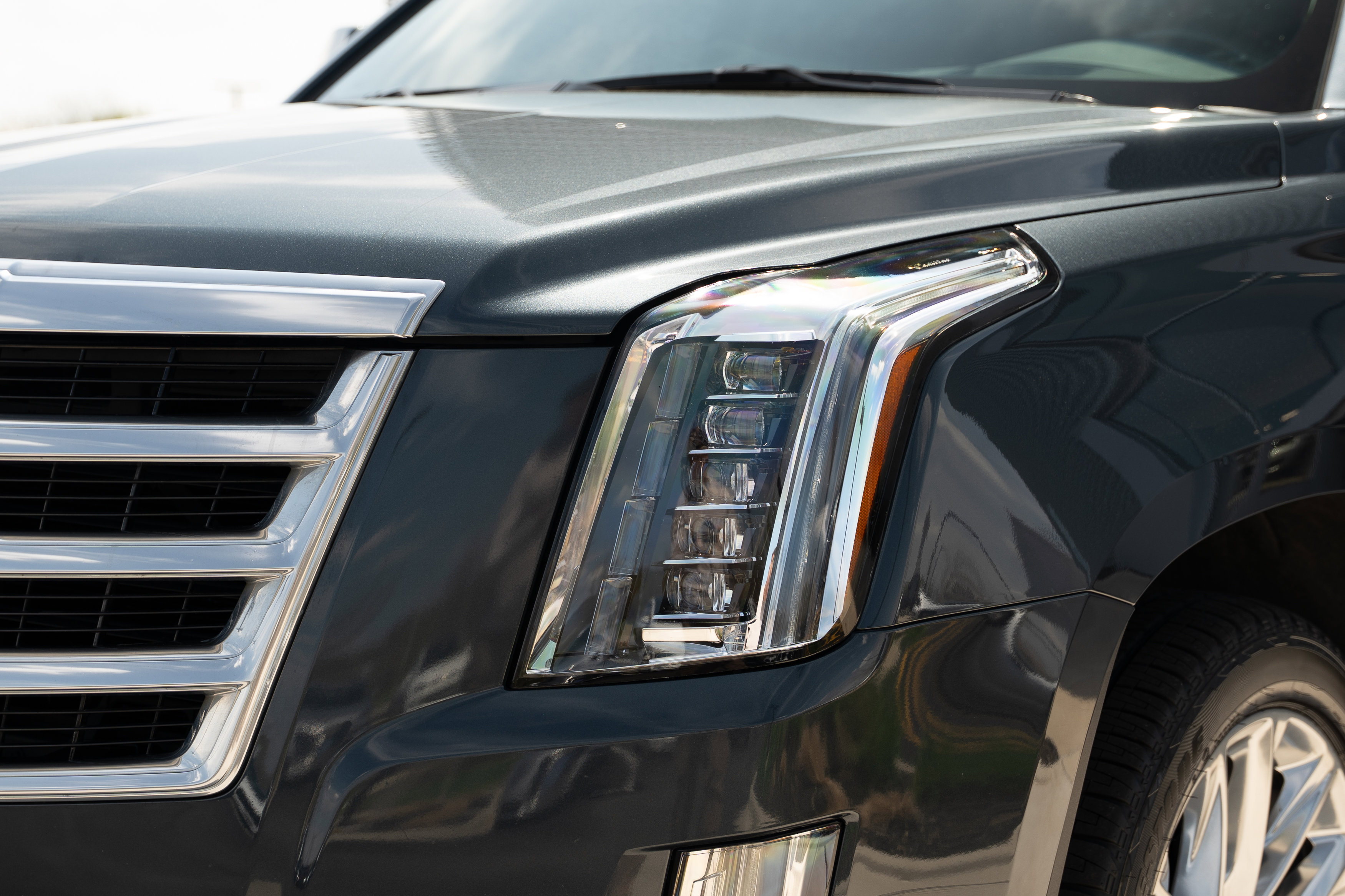 Used 2020 Cadillac Escalade Luxury AWD/4WD image 37