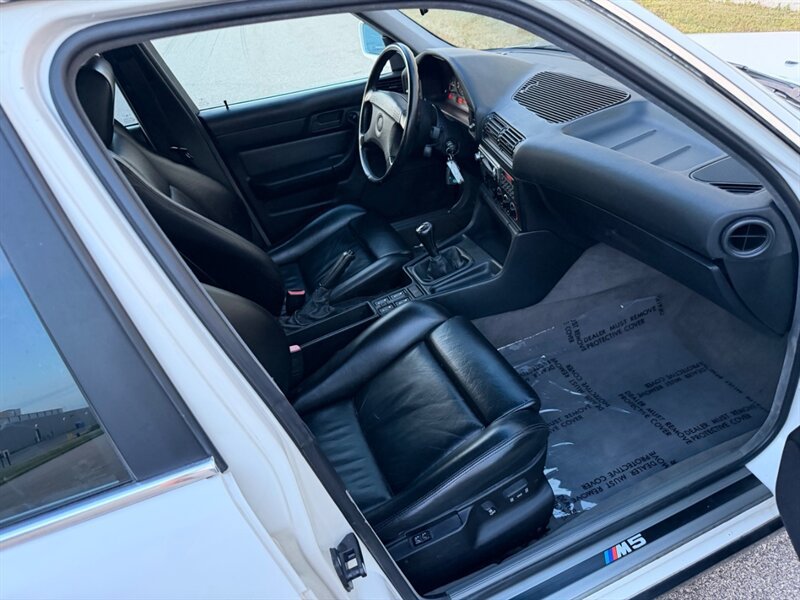 Used 1991 BMW M5 RWD image 38
