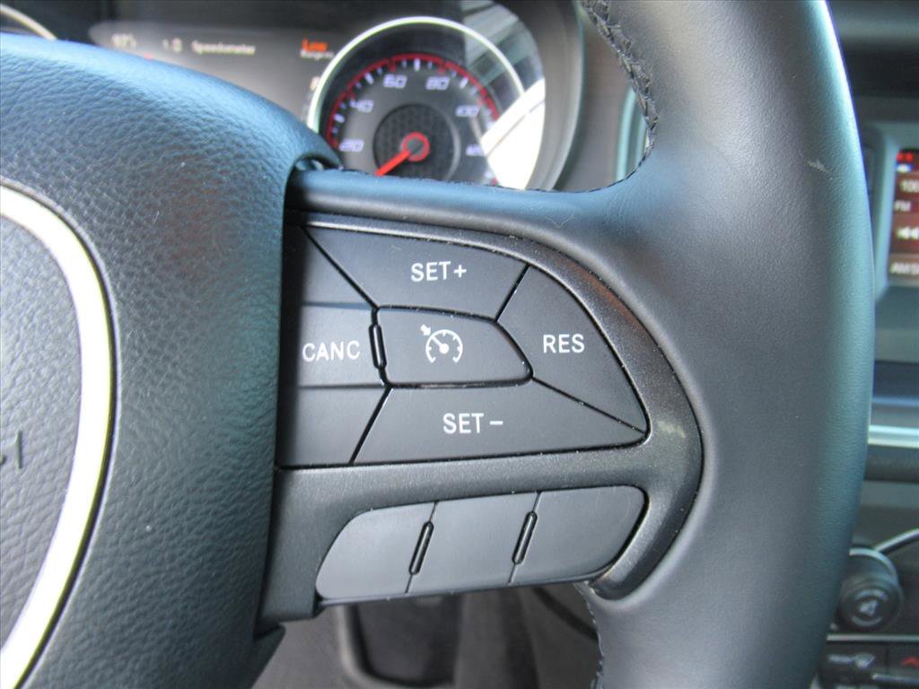 Used 2015 Dodge Charger SE w/ Power Sunroof Group image 21