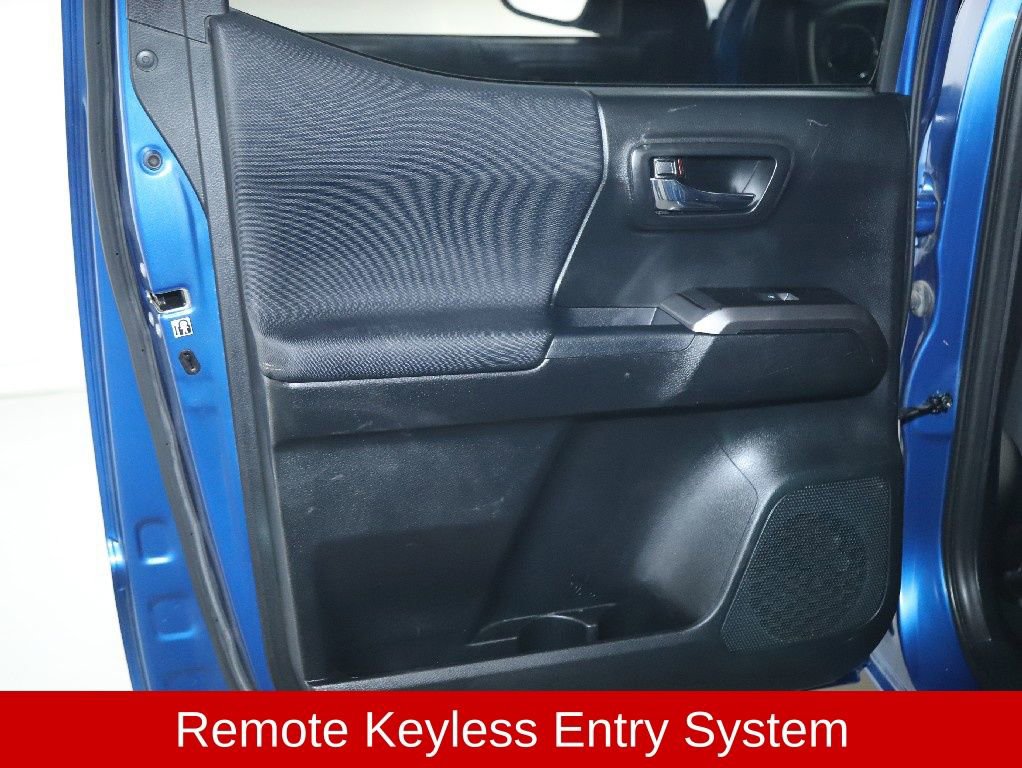 Used 2017 Toyota Tacoma TRD Off-Road w/ Premium & Technology Package image 14