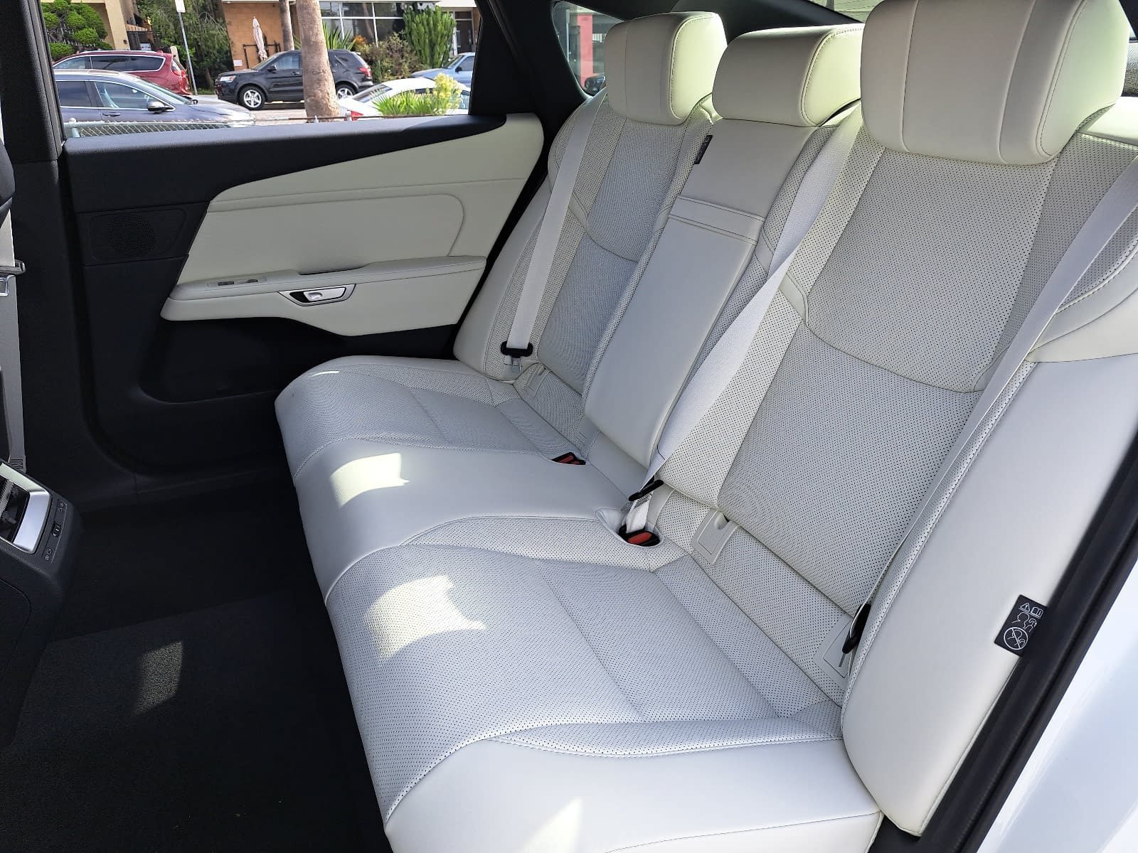 Used 2026 Lexus ES 500e w/ Convenience Package AWD/4WD image 15