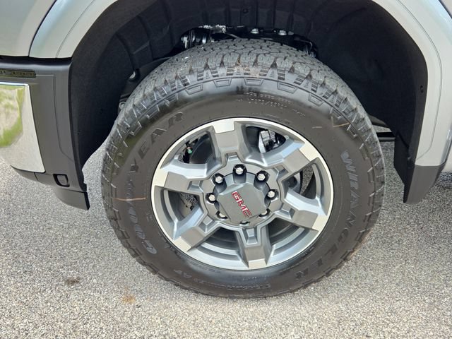 New 2026 GMC Sierra 3500 SLT w/ SLT Convenience Package AWD/4WD image 7