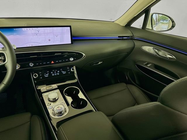 Certified 2026 Genesis GV70 2.5T image 23