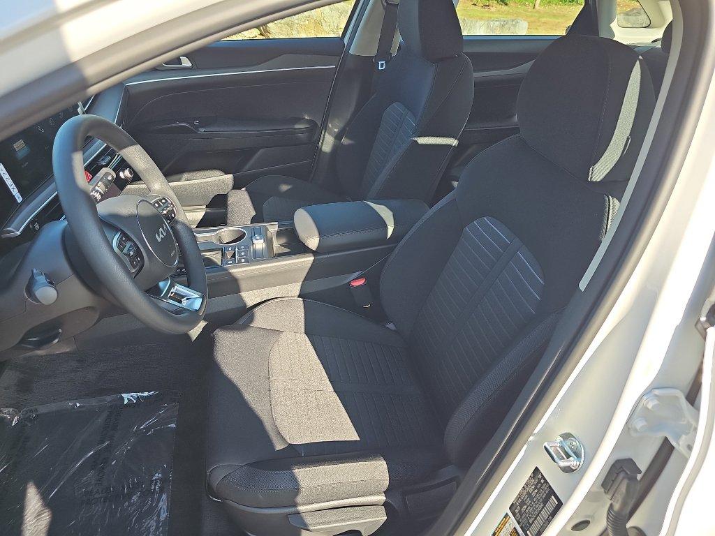 New 2026 Kia K5 LXS image 22