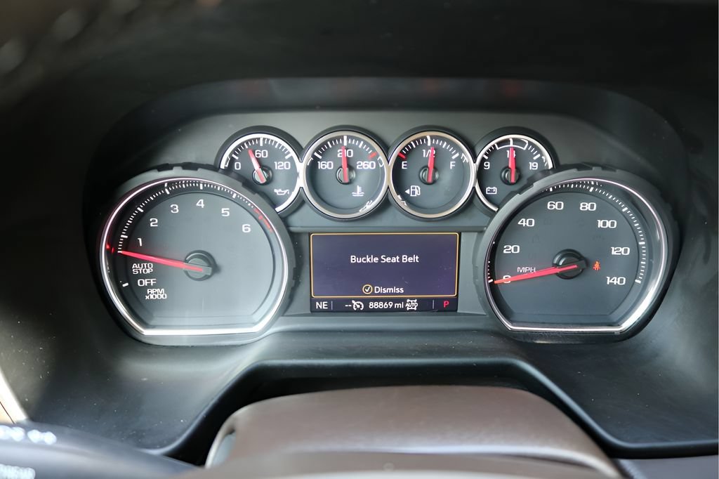 Used 2021 Chevrolet Suburban Z71 w/ Luxury Package AWD/4WD image 29