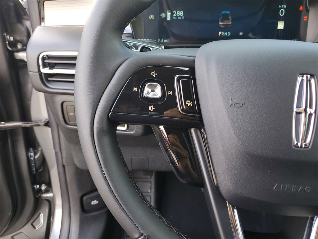 New 2026 Lincoln Corsair Premiere image 24