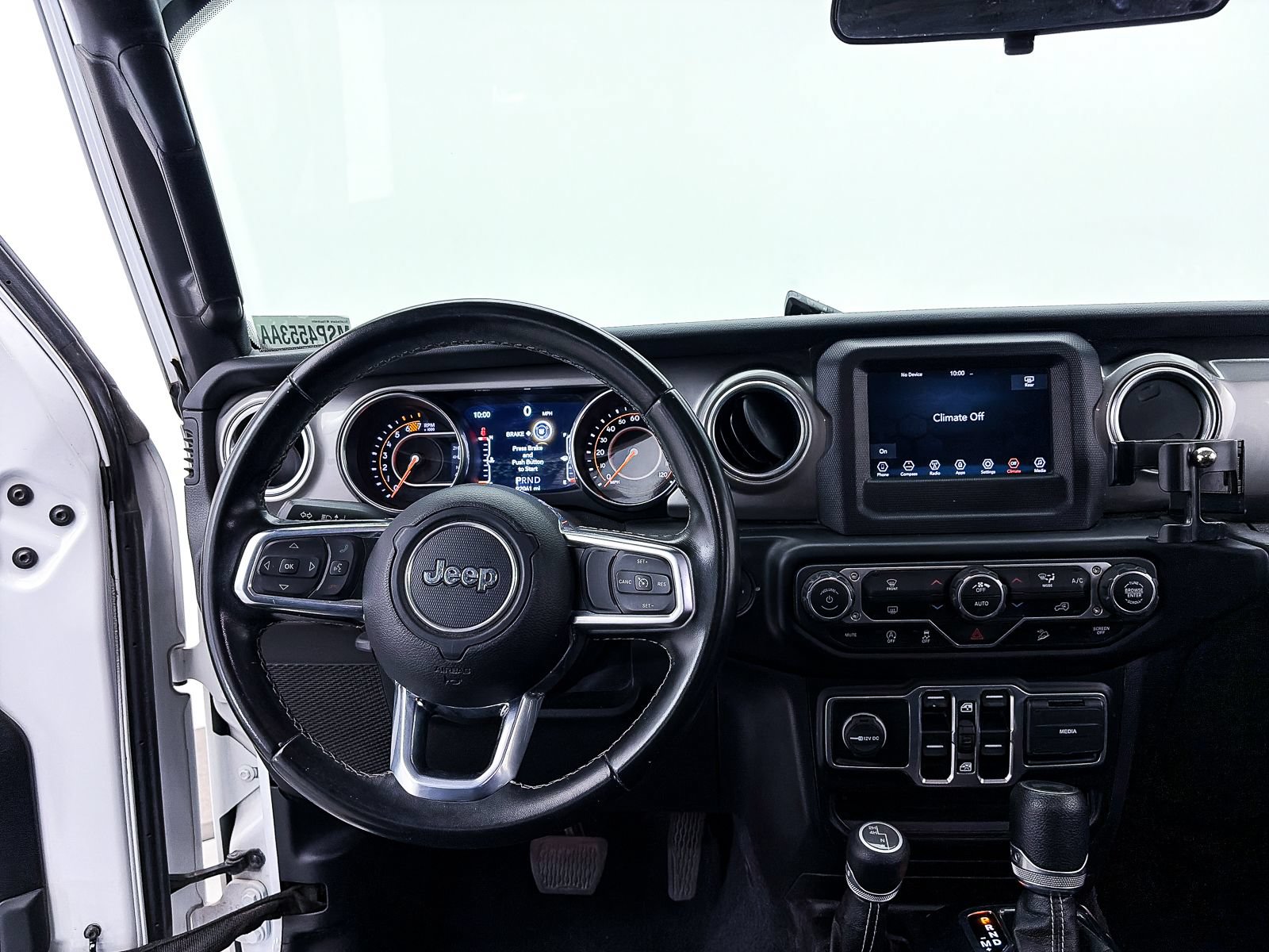 Used 2020 Jeep Wrangler Unlimited Sahara AWD/4WD image 4
