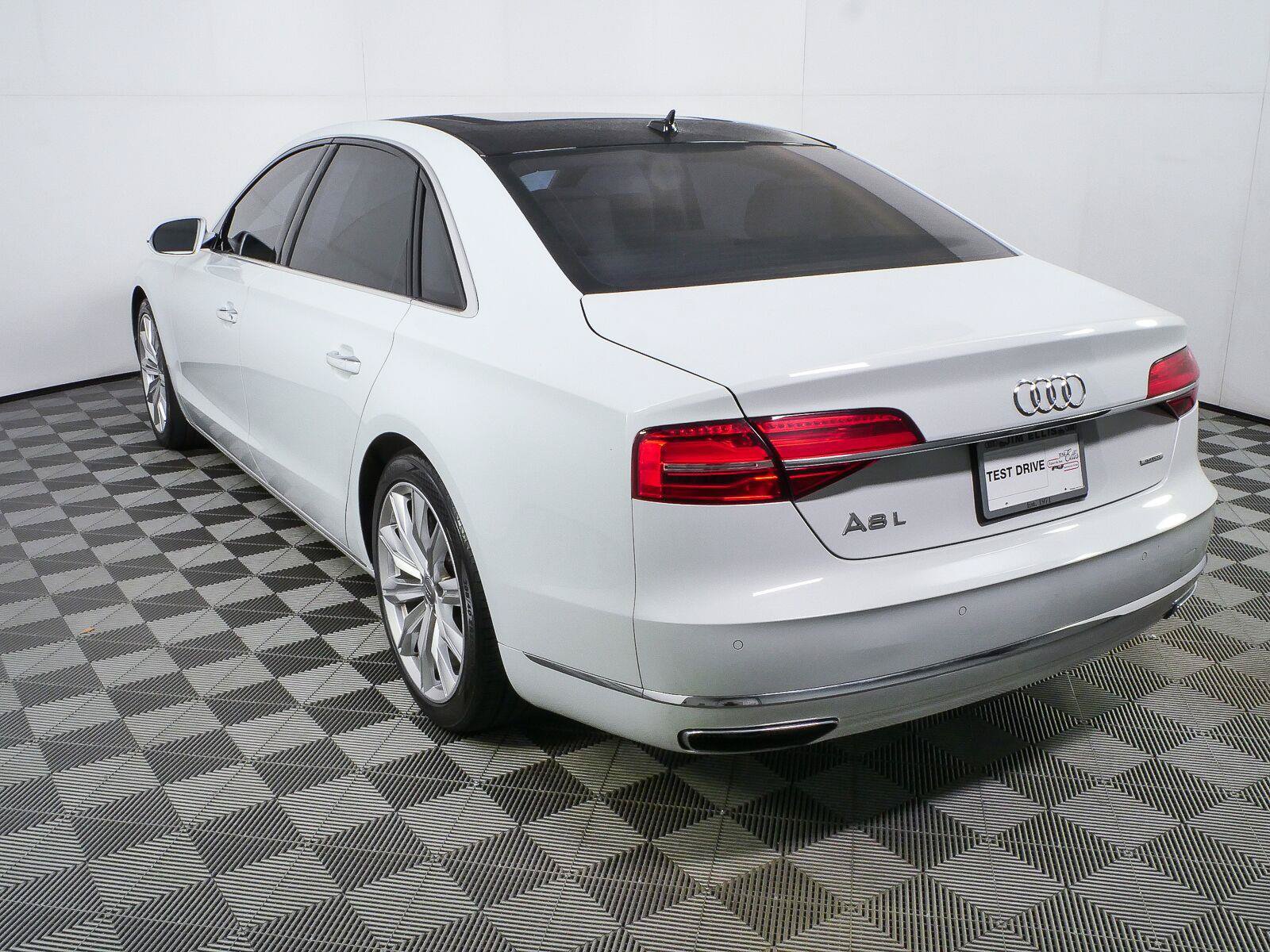 Used 2016 Audi A8 L 3.0T w/ Executive Package AWD/4WD image 26
