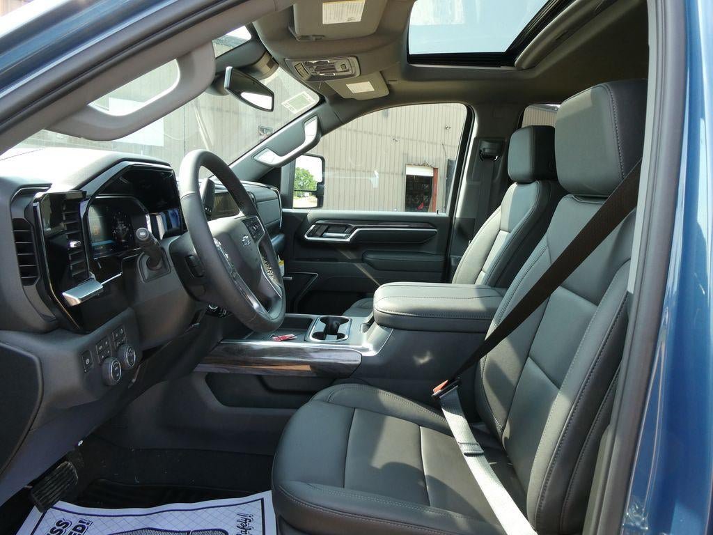 New 2026 Chevrolet Silverado 2500 LTZ AWD/4WD image 16