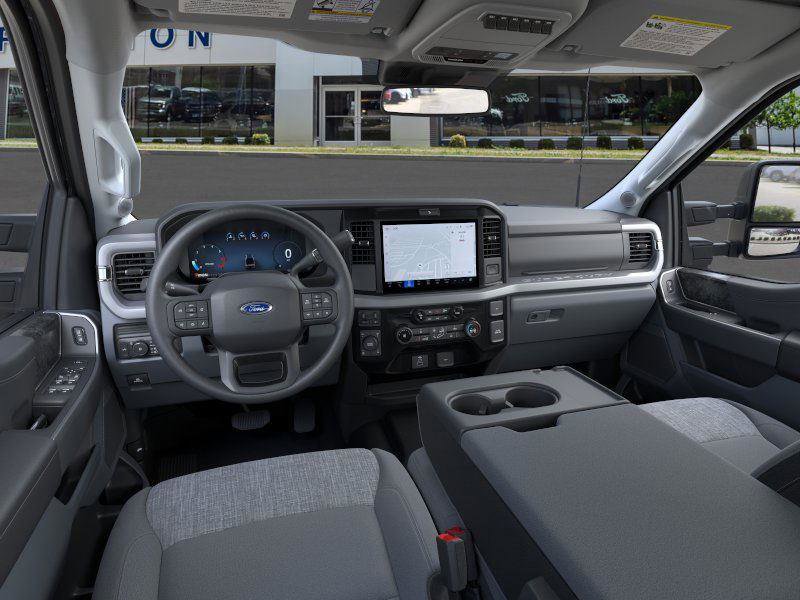 New 2025 Ford F350 XLT w/ Black Appearance Package image 30