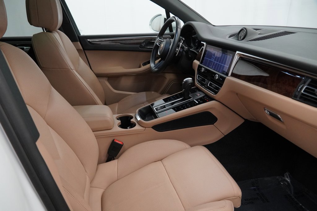 Used 2023 Porsche Macan image 50