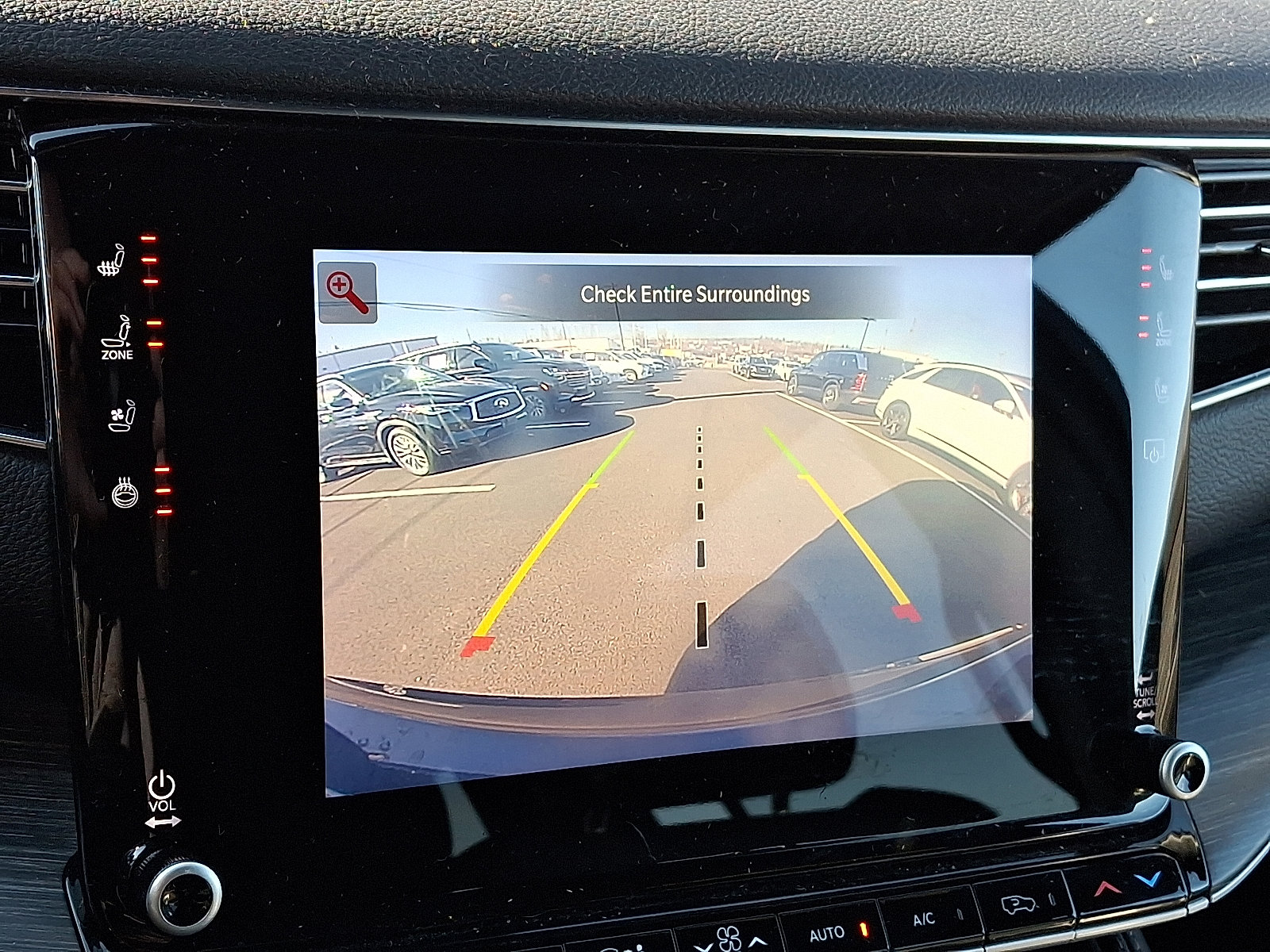 Used 2023 Jeep Wagoneer L Series II image 18