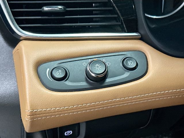 Used 2017 Buick LaCrosse Essence w/ Dynamic Driver Package image 10