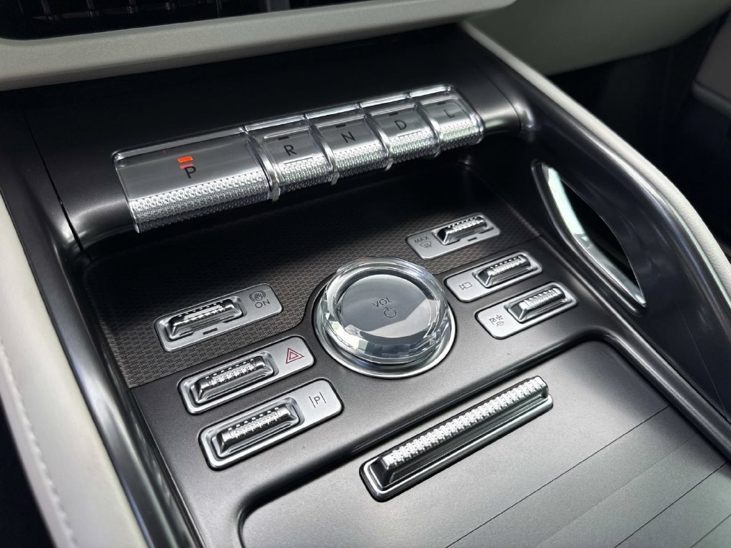 New 2026 Lincoln Nautilus Premier w/ Equipment Group 102A AWD/4WD image 29