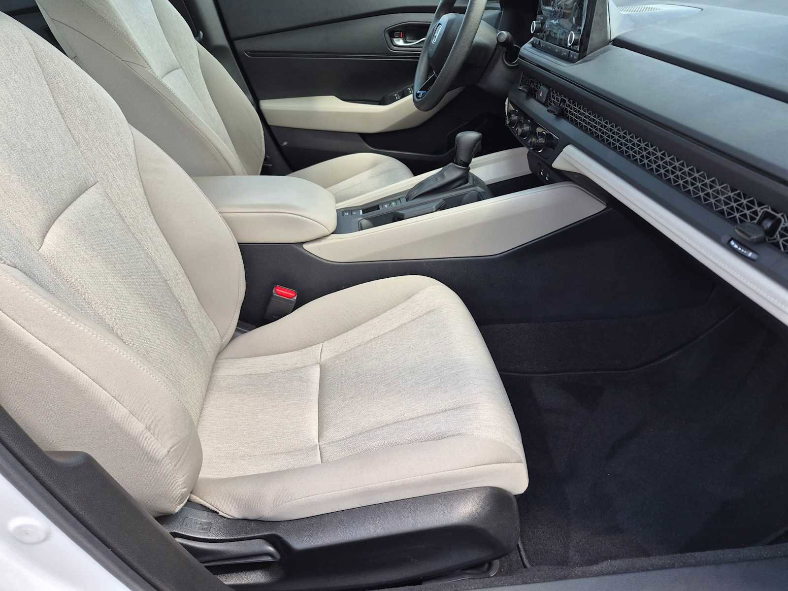 Certified 2023 Honda Accord LX image 18