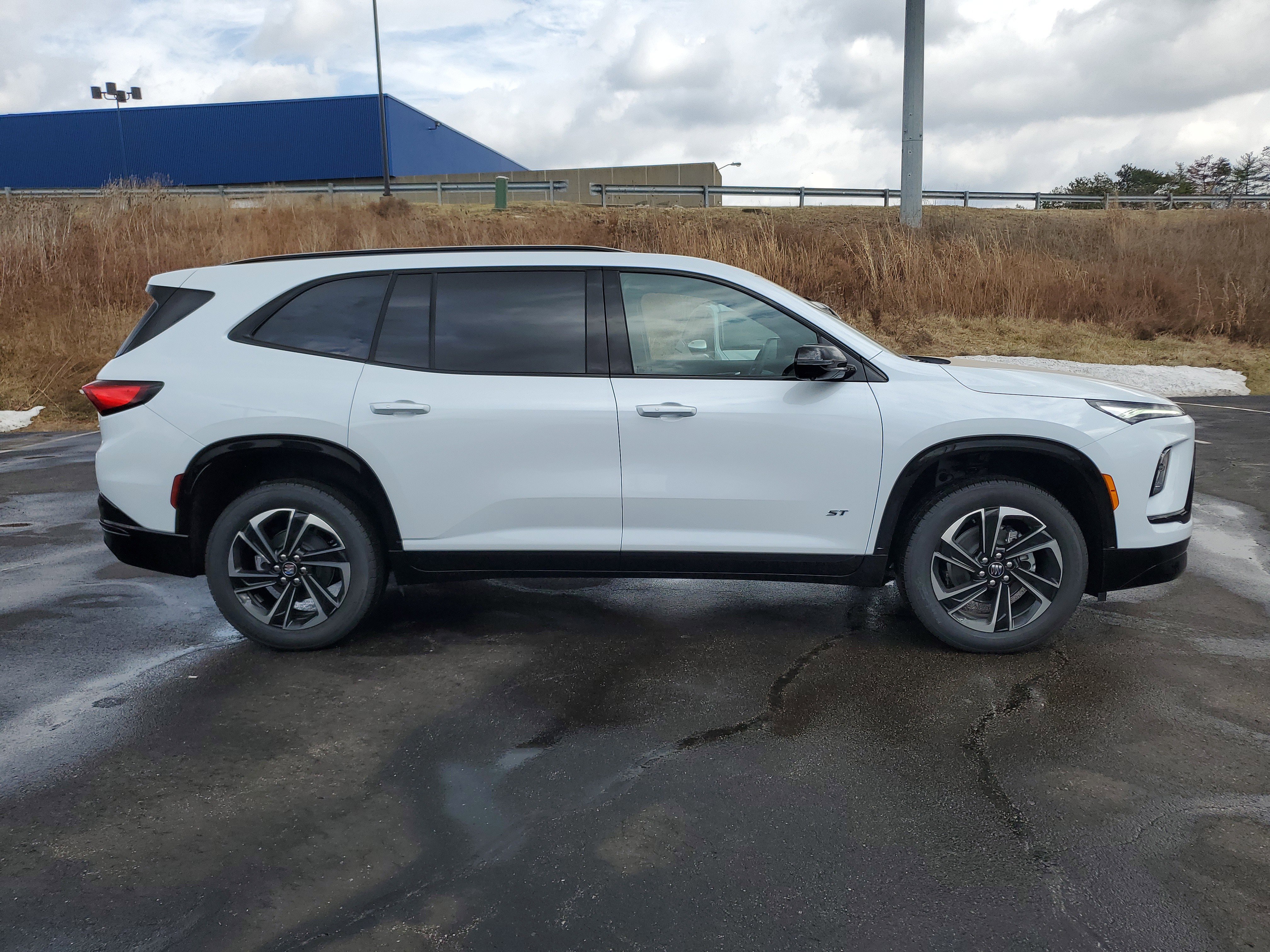 New 2026 Buick Enclave Sport Touring w/ Power Package image 3