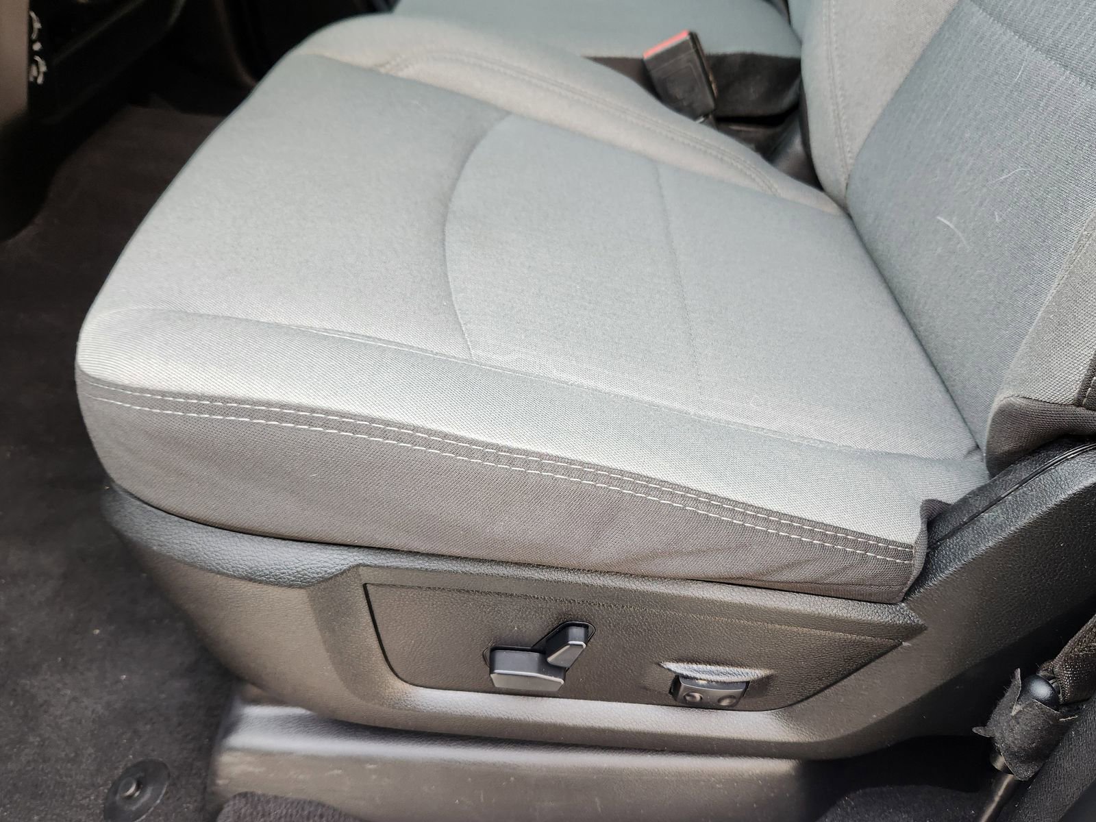 Used 2024 RAM 2500 Big Horn w/ Off Road Package image 31