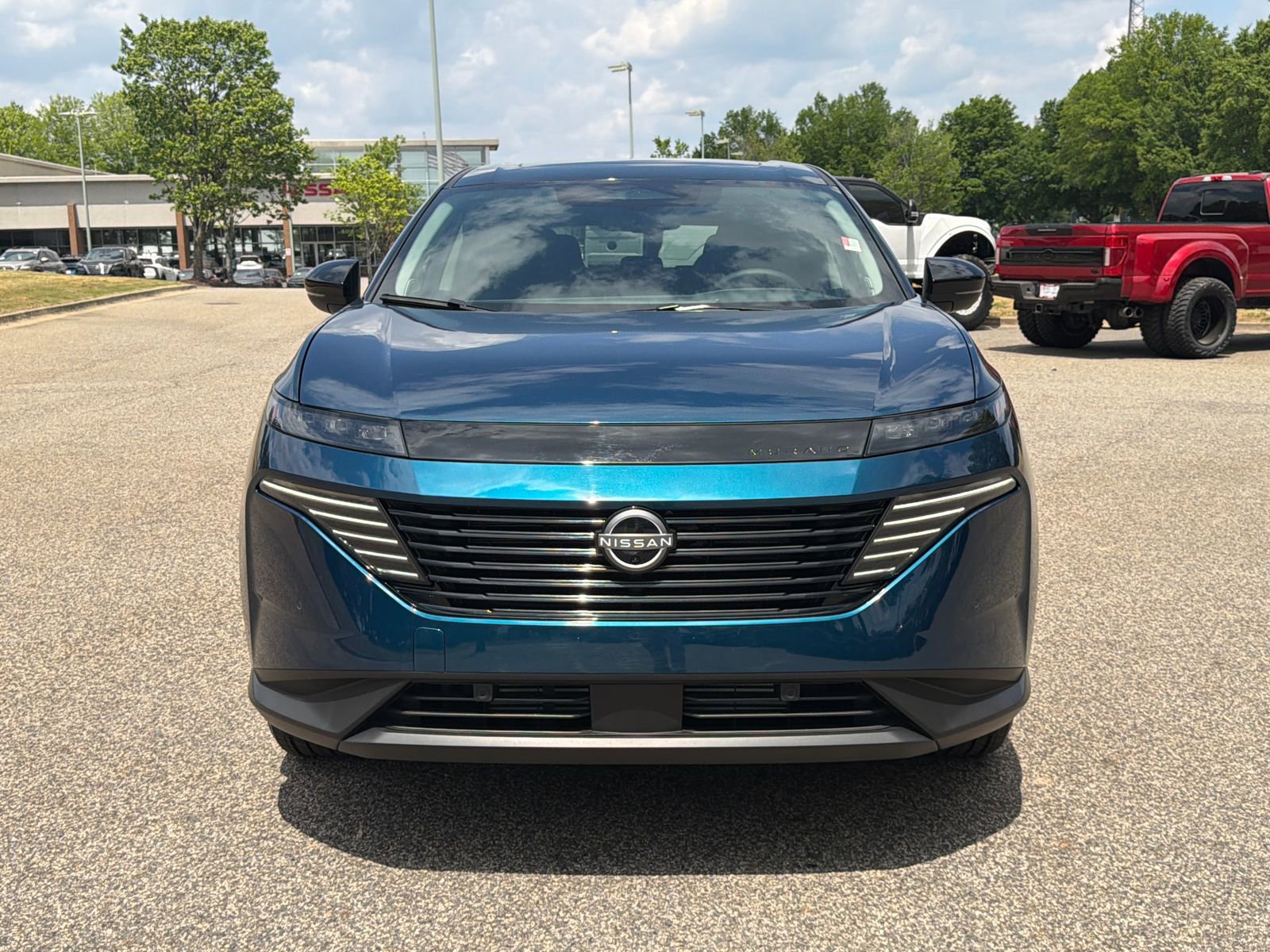 Certified 2025 Nissan Murano SL w/ Cargo Package AWD/4WD image 2