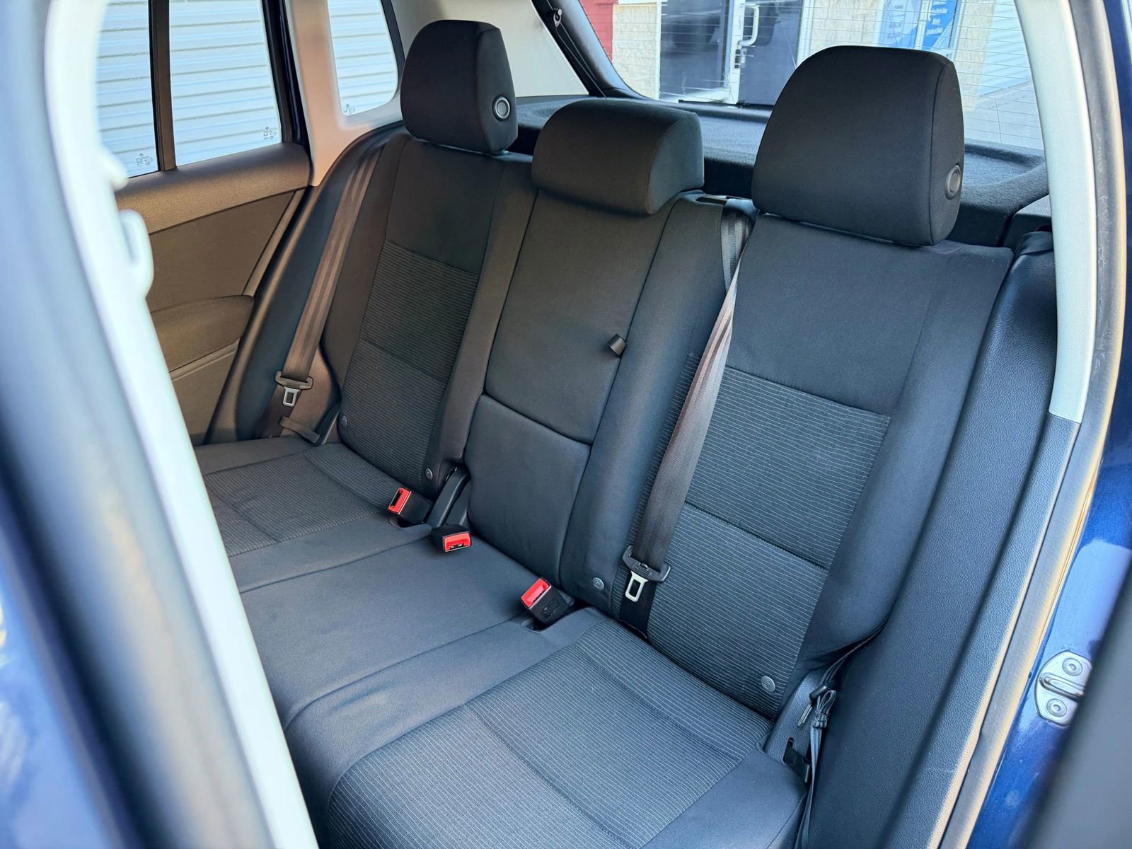 Used 2015 Volkswagen Tiguan S image 25