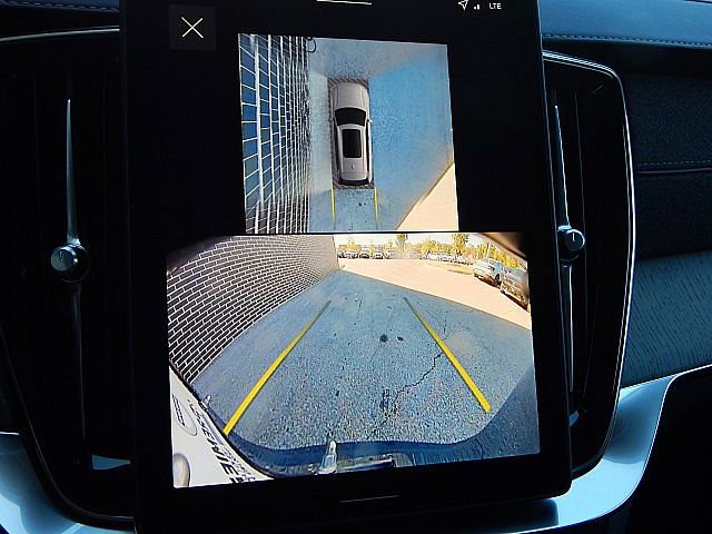 New 2026 Volvo XC90 B6 Ultra w/ Lounge Package image 22