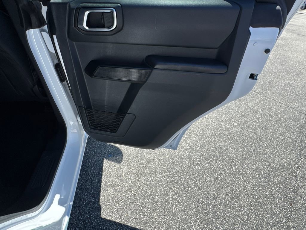 Used 2025 Ford Bronco Big Bend image 16