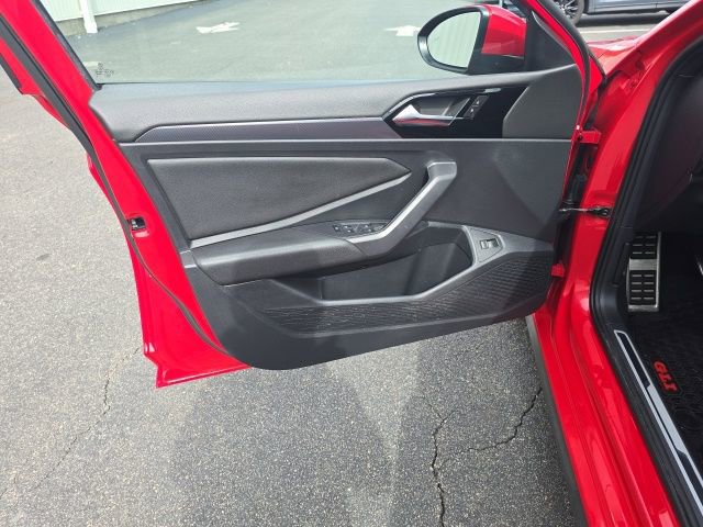 Used 2019 Volkswagen Jetta GLI image 18