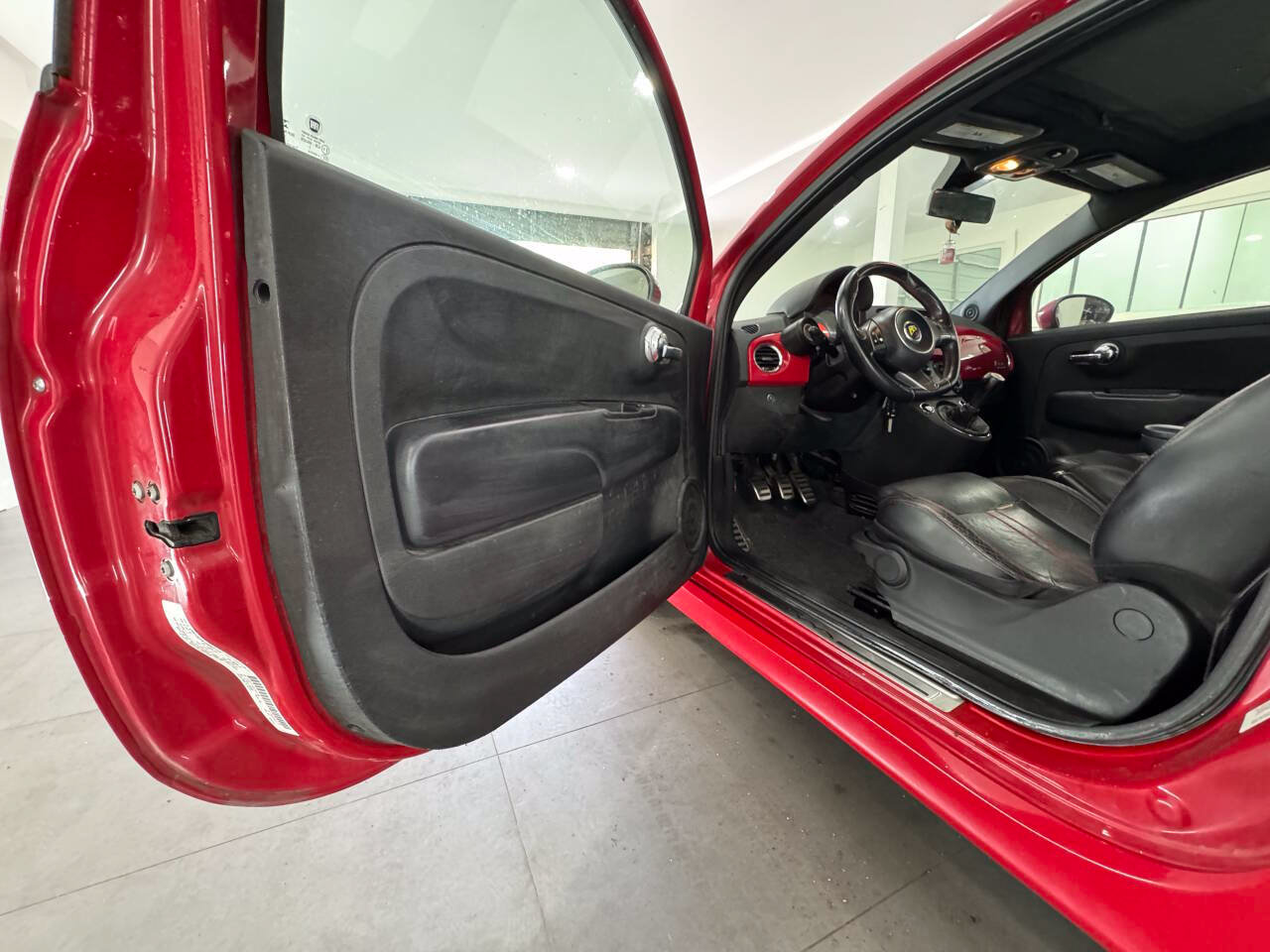 Used 2013 FIAT 500 Abarth FWD image 13