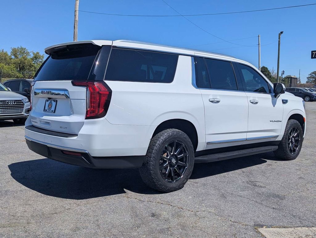 Used 2021 GMC Yukon XL SLT w/ SLT Luxury Plus Package image 5