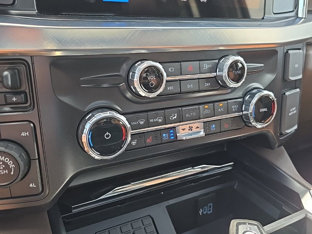 New 2026 Ford F350 4x4 Crew Cab Super Duty image 43