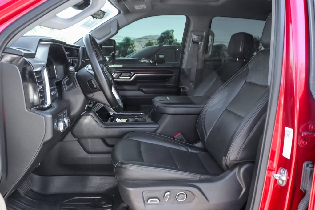 Used 2024 GMC Sierra 3500 Denali w/ Denali Reserve Package AWD/4WD image 17