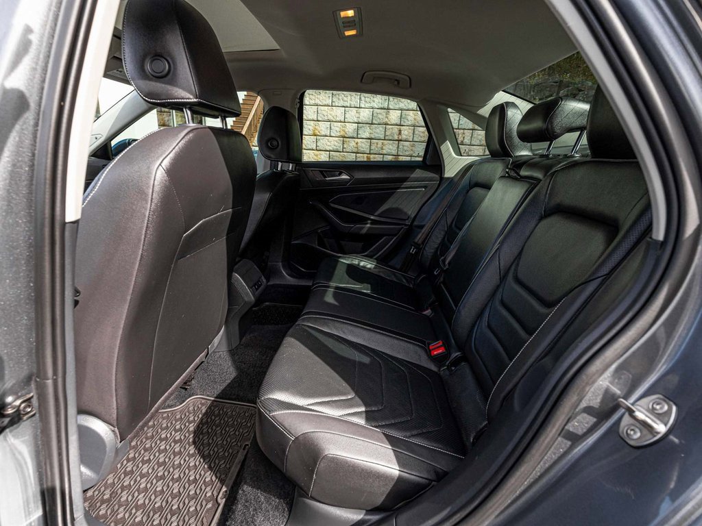 Used 2022 Volkswagen Jetta SEL image 26