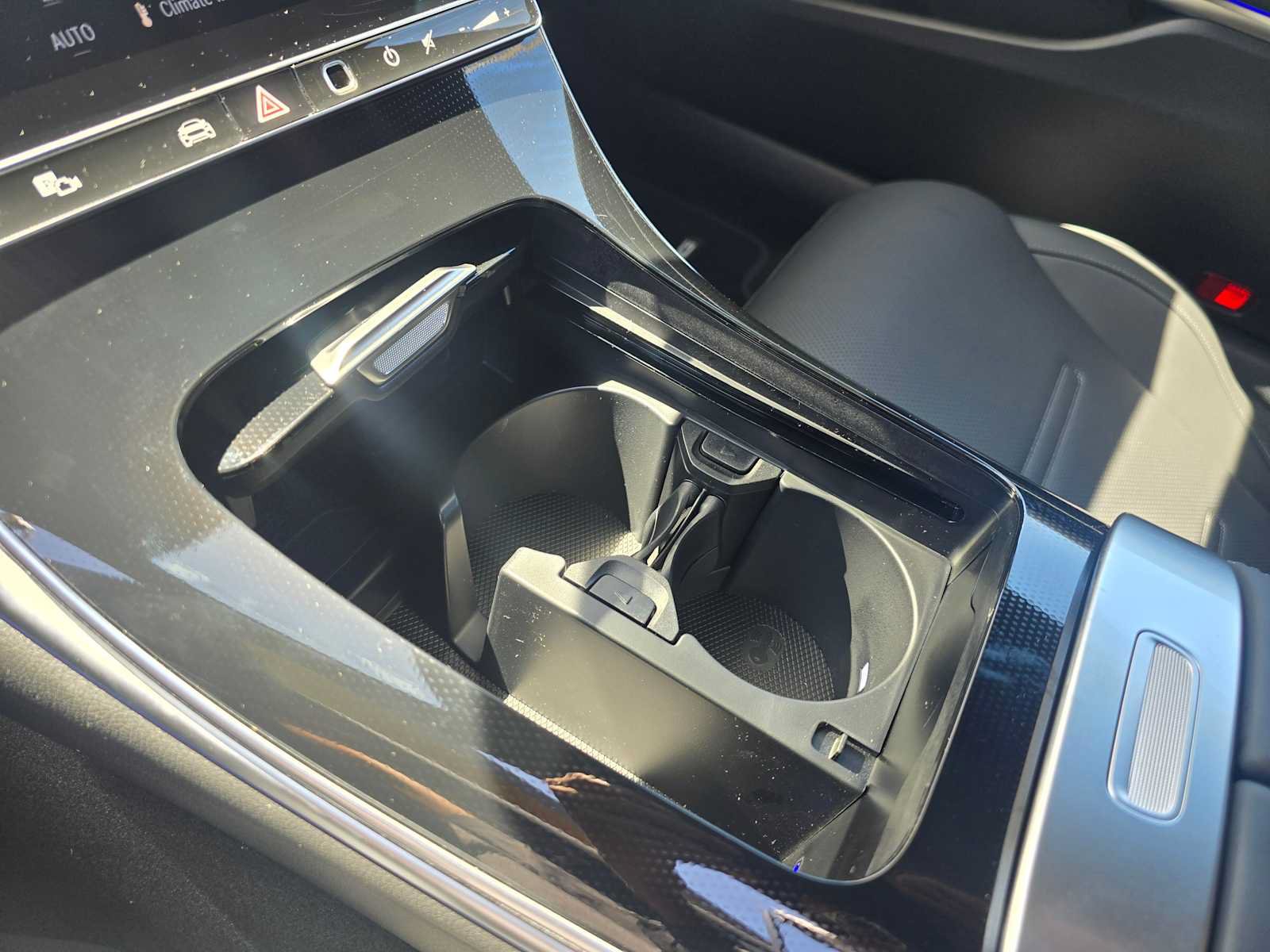 New 2026 Mercedes-Benz CLE 53 AMG 4MATIC Coupe image 27