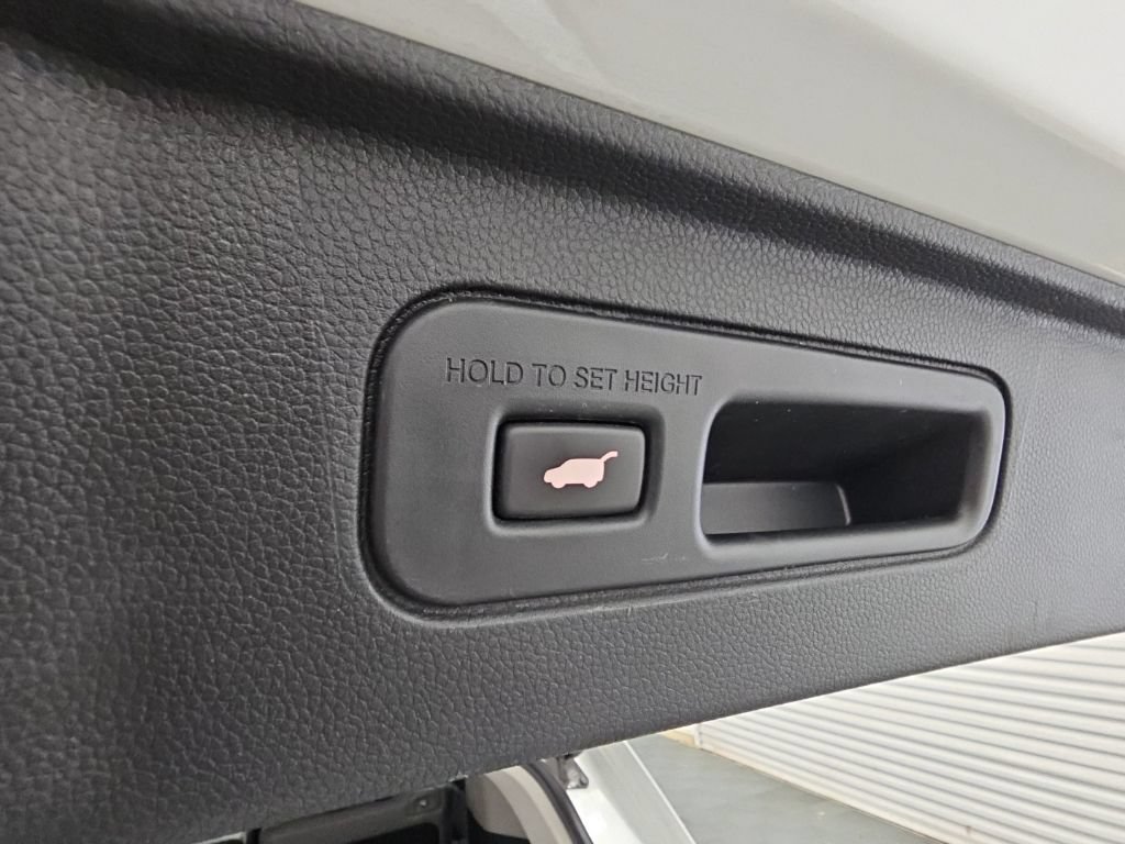 Used 2023 Honda Pilot EX-L image 35