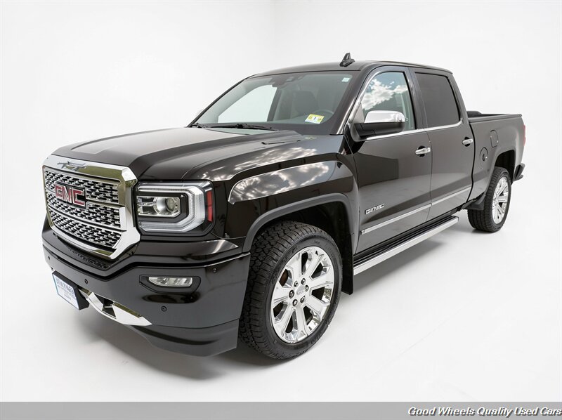 Used 2018 GMC Sierra 1500 Denali w/ Denali Ultimate Package AWD/4WD image 1