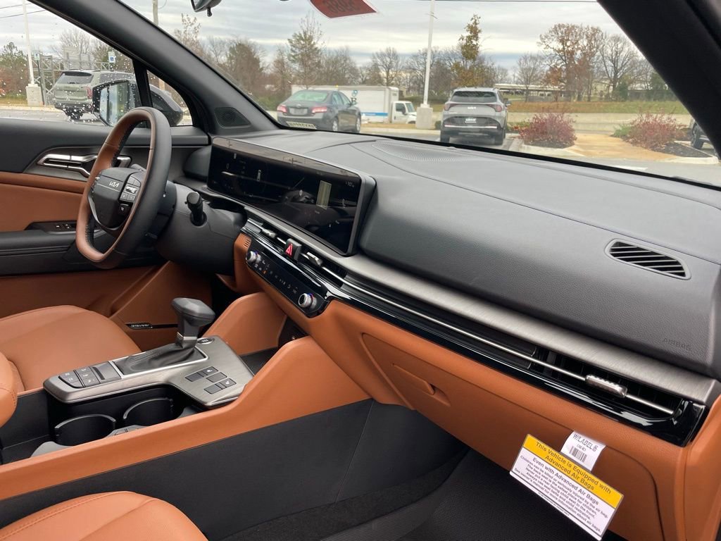 New 2026 Kia Sportage X-Line w/ X-Line Technology Package image 33