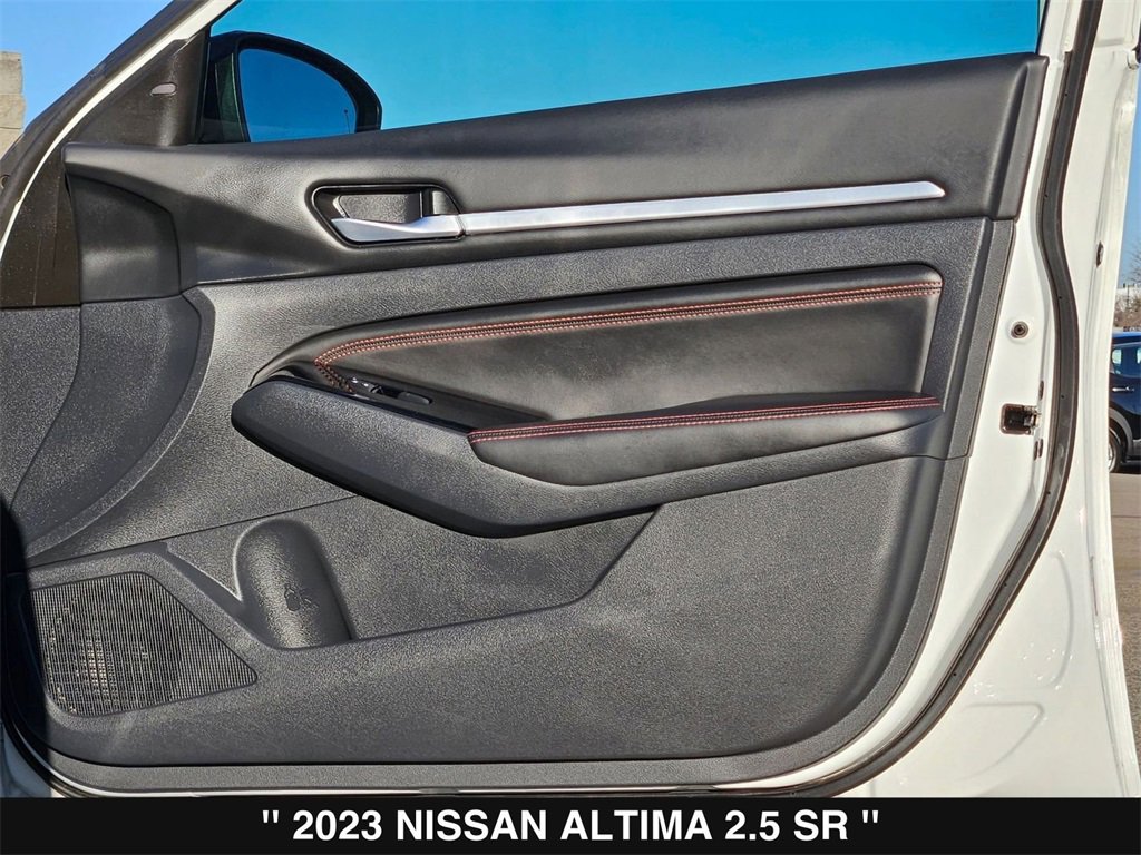 Used 2023 Nissan Altima 2.5 SR image 31